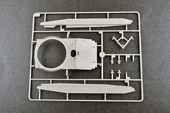 Trumpeter 09547 Russian T-72A Mod 1983 1/35 – image 14