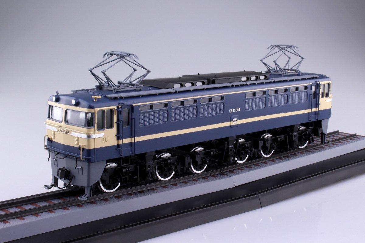Aoshima 05342 Electric locomotive EF65/60 Late model 1/45 – imagen 3