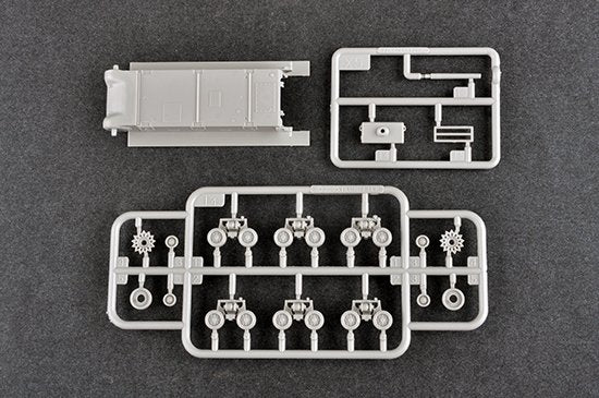 Trumpeter 07168 US M4A3E8 avec canon M4 de 105 mm au 1/72 – image 5
