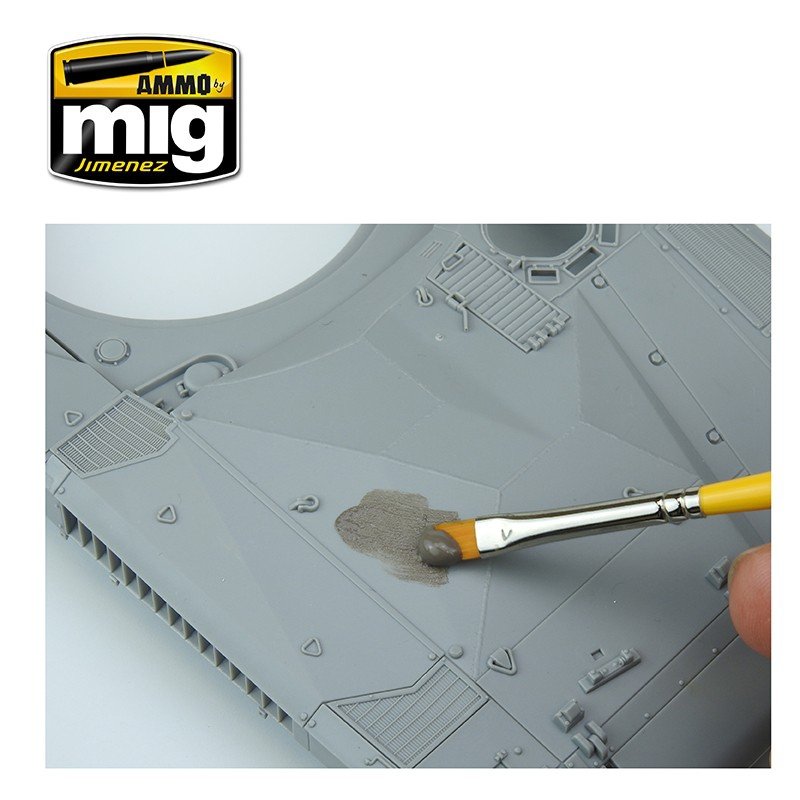 Ammo of Mig 2035 ANTI-SLIP PASTE - BROWN COLOR FOR 1/35 – immagine 7
