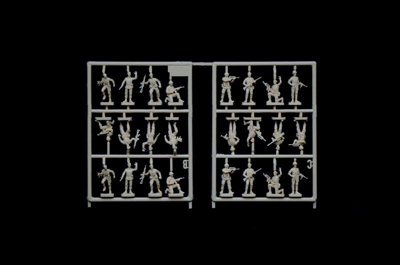 Italeri 6191 NATO TROOPS 1980s 1/72 – imagen 3