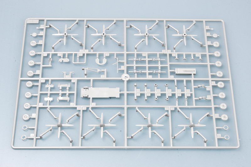 Trumpeter 03904 TU-95MS Bear-H 1/144 – immagine 6