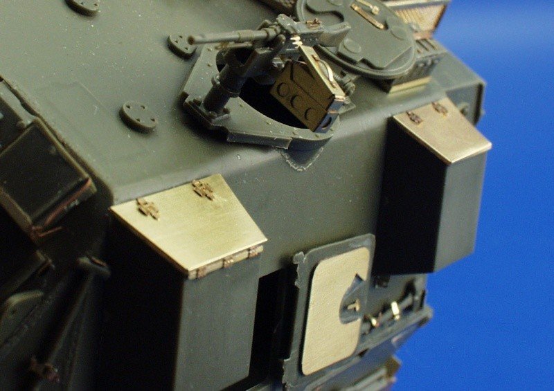 Eduard 35566 British 155mm AS-90 SPH 1/35 Trumpeter – zdjęcie 4