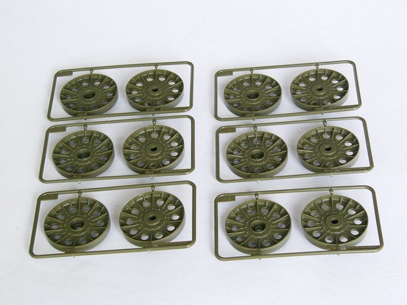 Trumpeter 00903 T-34/76 Model 1943 1/16 – immagine 12