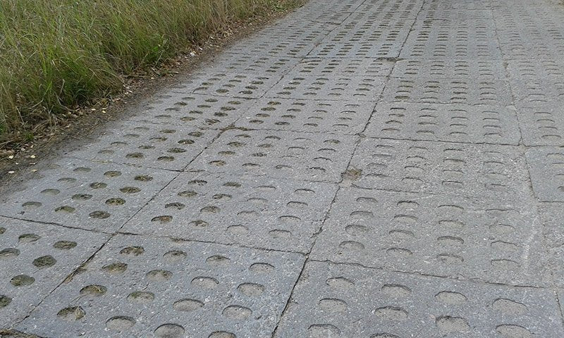 Eureka XXL E-018 Modern Concrete Road Panels (Perforated) 1/35 – imagen 7