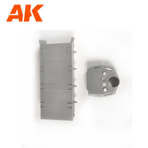AK Interactive AK35504-B PZ.KPFW.IV AUSF.D AFRIKA KORPS + 5 FIGURES GERMAN TANK CREW AFRIKA KORPS 1/35 – immagine 18