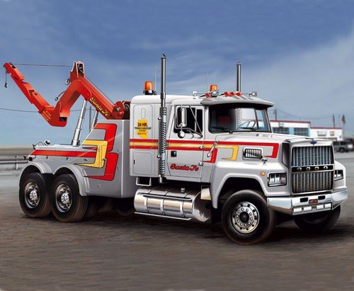 Italeri 3825 US Wrecker Truck 1/24