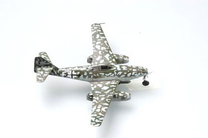 Hobby Boss 80248 Me262 A-2a Bombardier (1/72) – image 6