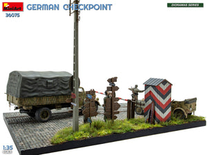 MiniArt 36075 German Checkpoint. 3t Cargo Truck 3,6-36S &amp;amp; Kfz.1 Type 170VK w/ Feldgendarmerie. Big Set 1/35 – zdjęcie 9