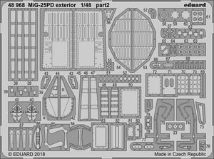 Eduard BIG49206 MiG-25PD 1/48 ICM – Bild 5