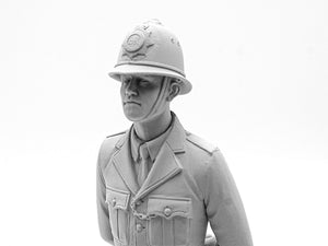 ICM 16011 British Policeman 1/16 – Bild 8