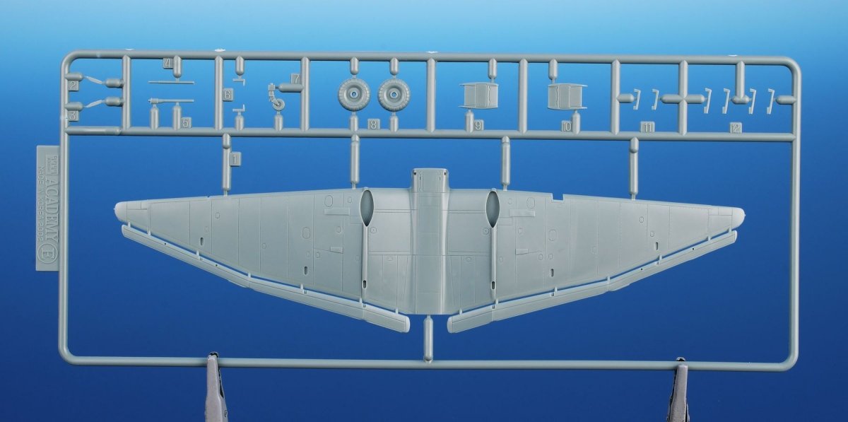 Special Hobby 72458 Junkers Ju 87D-5/N « Stukas d&amp;#39;attaque nocturne » 1/72 – image 7