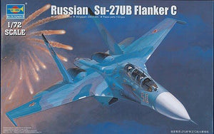 Trumpeter 01645 Russian Su-27UB Flanker C Fighter 1/72