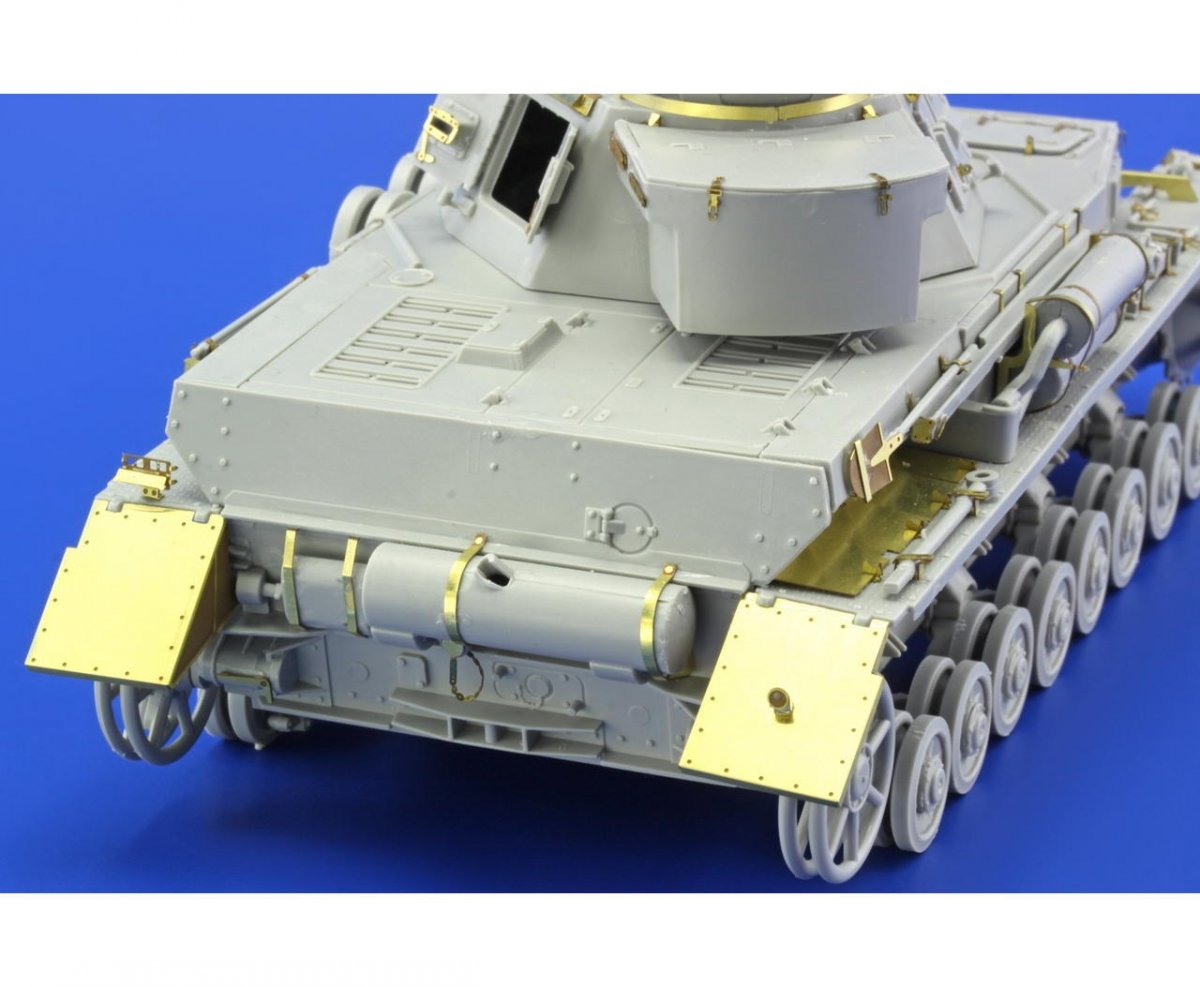 Eduard 36245 Pz. IV Ausf. H 1/35 Italeri – immagine 8