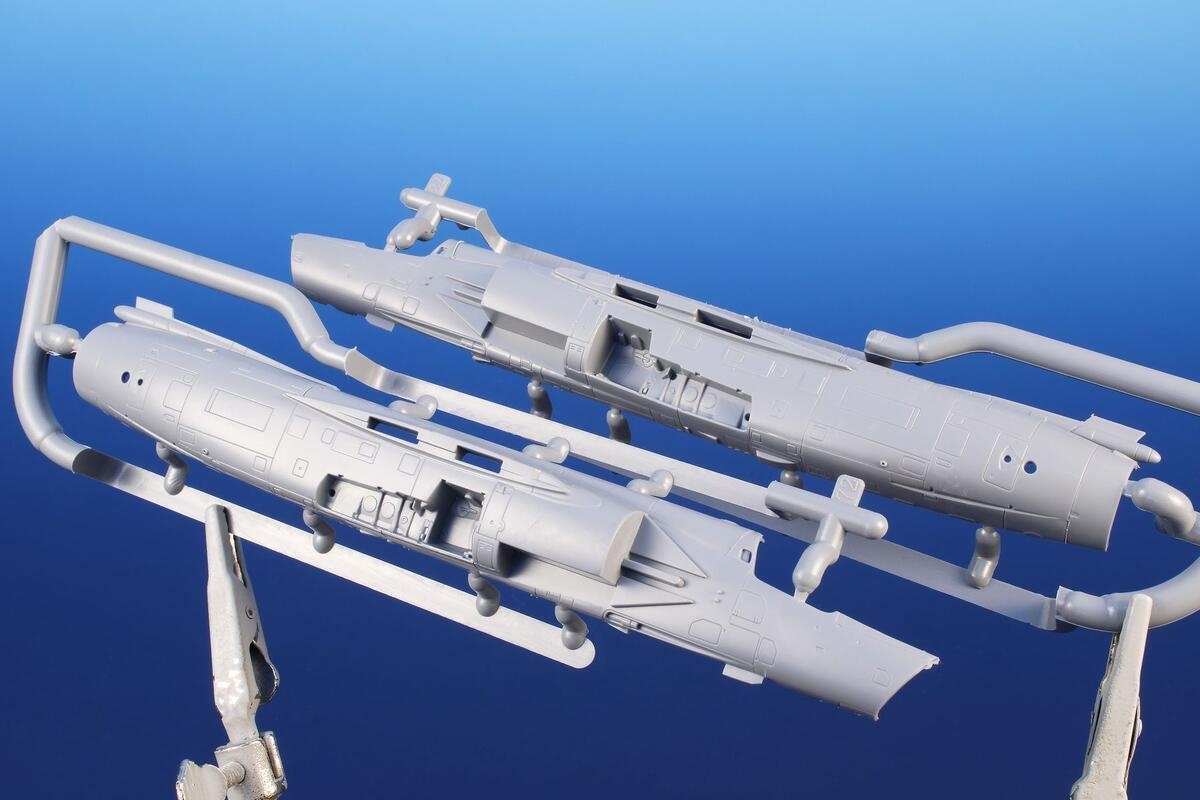 Special Hobby 72435 Mirage F.1AZ/CZ The South African Commie Killers 1/72 – immagine 3
