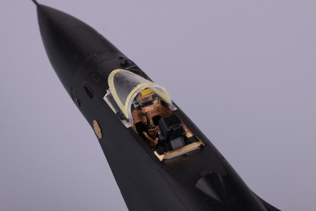 Eduard 73580 Su-33 Flanker D ZVEZDA 1/72 – immagine 6