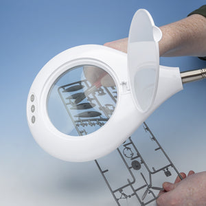 Lampe loupe LED Lightcraft LC8070LED-EU avec pied de sol – image 2
