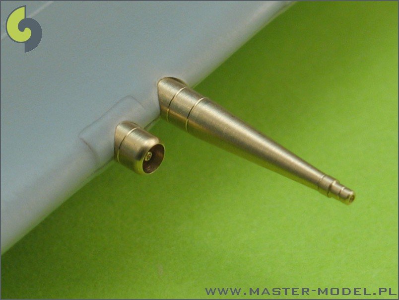 Master AM-72-005 Supermarine Spitfire E wing early - Hispano 20mm &amp;amp; .50cal in fairings (two versions) – immagine 3