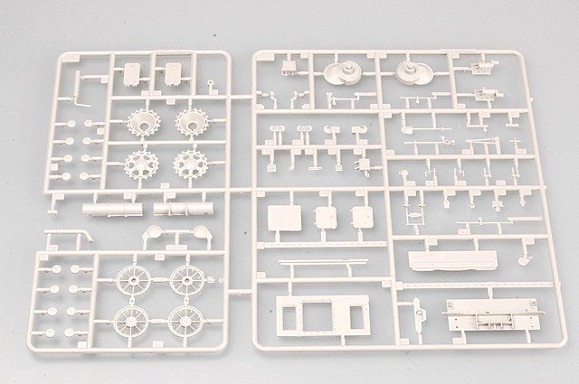 Trumpeter 00362 German Pz.Kpfw IV Ausf D/E Fahrgestell 1/35 – immagine 7