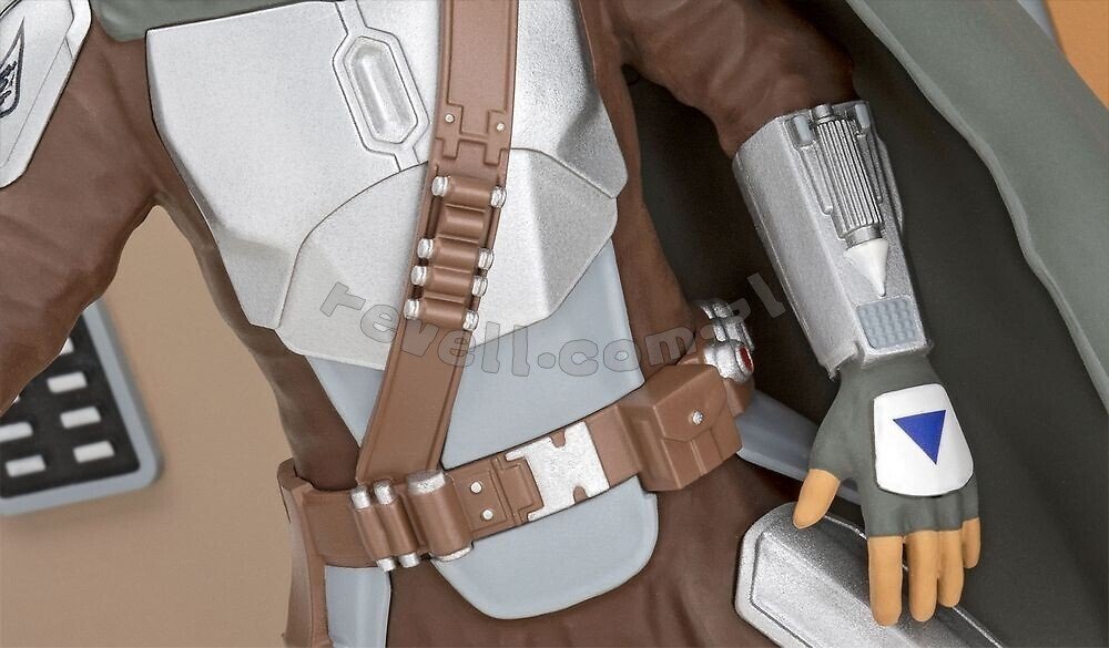 Revell 06784 Din Djarin The Bounty Hunter - The Mandalorian 1/9 – immagine 6