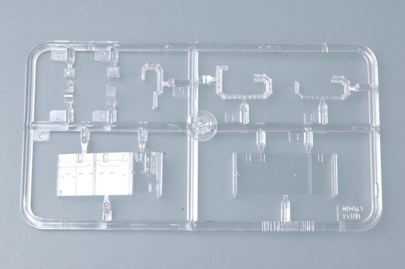 Trumpeter 05714 USS Nimitz CVN-68 1/700 – image 14