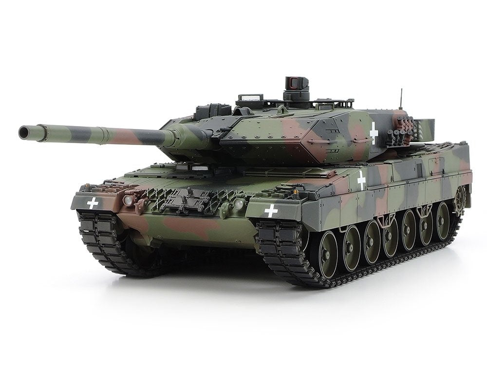 Tamiya 25207 Leopard 2A6 Tank &amp;quot;Ukraine&amp;quot; 1/35 – Bild 2