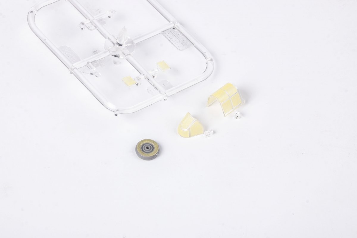 Eduard CX610 F4F-4 ARMA HOBBY 1/72 – immagine 4