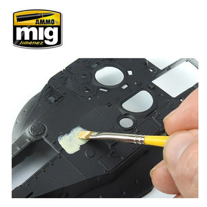 Ammo of Mig 2033 ANTI-SLIP PASTE - SAND COLOR FOR 1/35 – immagine 5