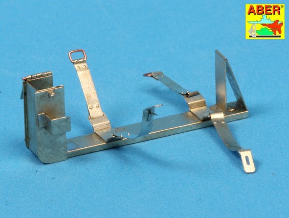 Aber 16027 Fire extinguisher with brackets used on German tanks, assault guns and other vehicles 1/16 – imagen 5