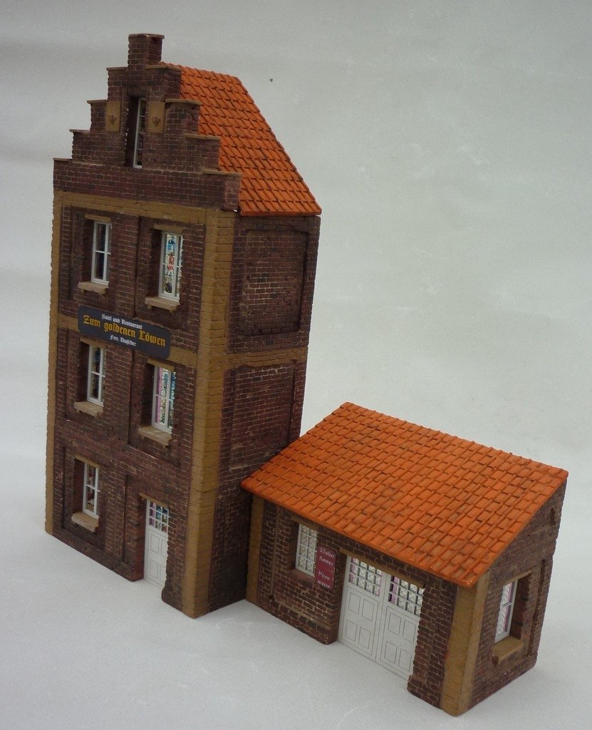 RT-Diorama 35248 European Housefront 1/35 – immagine 8