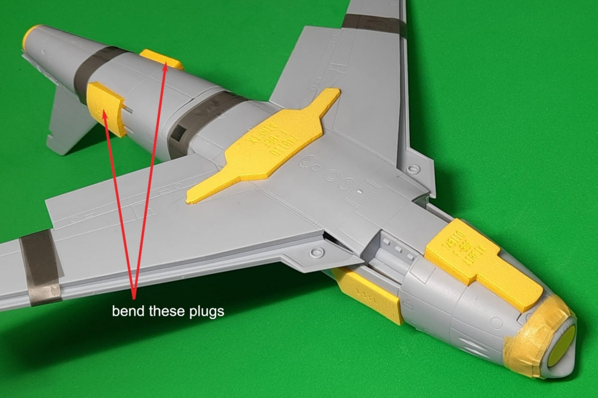 Omask 748110 F-86F Saber wheel bay plugs (for Airfix) 1/48 – image 2