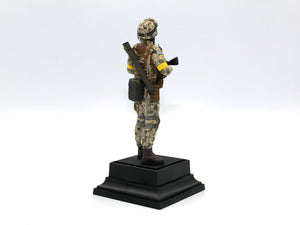 ICM 16104 Soldat des Forces armées ukrainiennes 1/16 – image 11