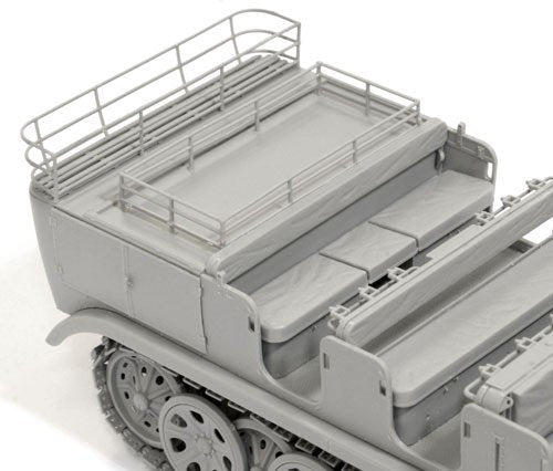 Dragon 6545 Sd.Kfz.7 8t Semi-chenillé Première production avec équipage (1/35)  – image 10
