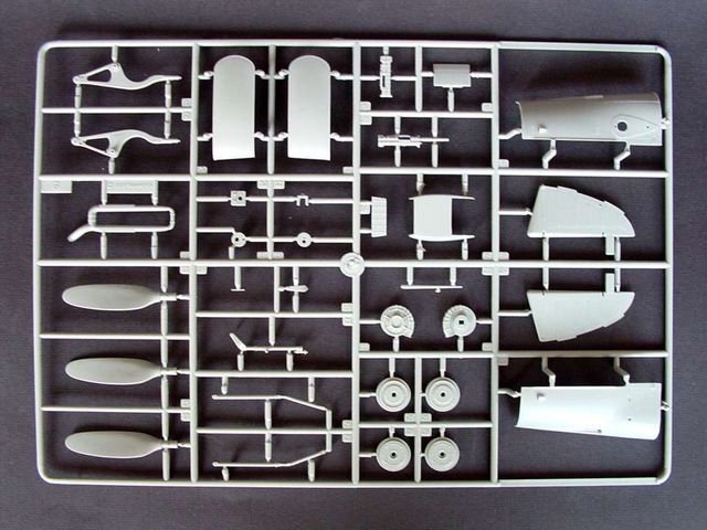 Trumpeter 02409 Messerschmitt Bf109 G-10 1/24 – immagine 5