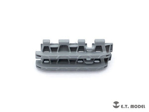 ET Model P35-003 WWII German TIGER I Late Workable Track (3D Printed) 1/35 – image 3