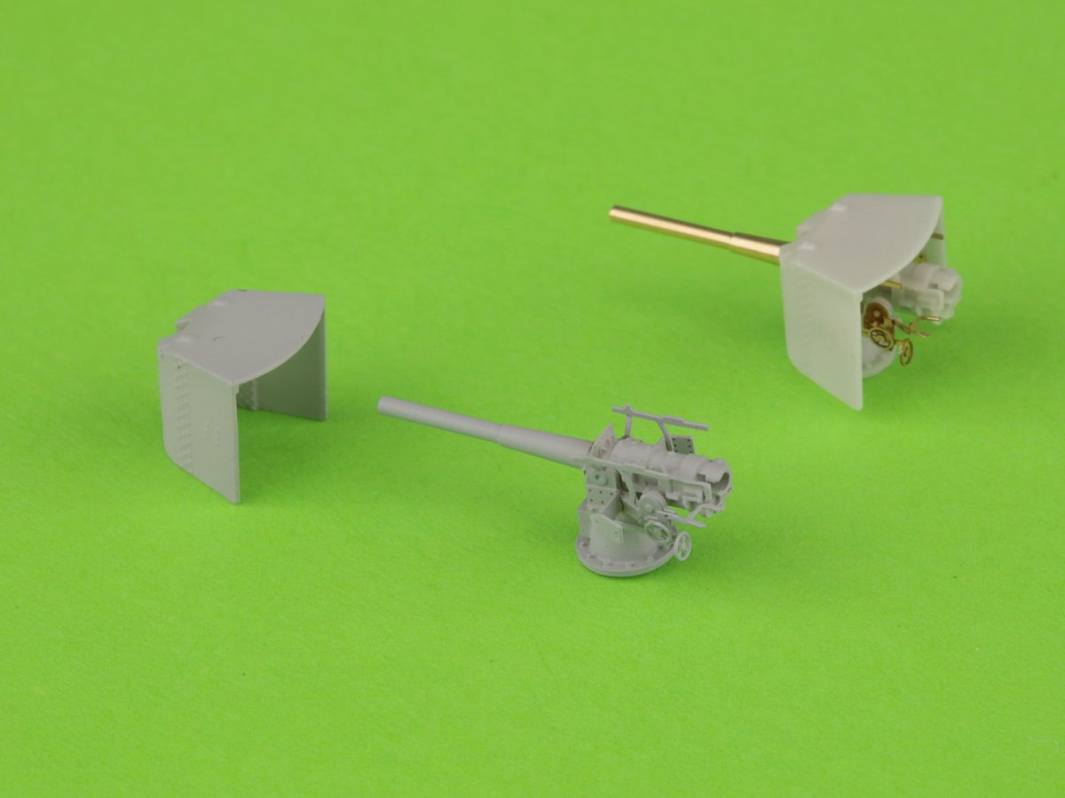 Master SM-350-113 SMS Emden - 10,5 cm SK L/40 guns 1/350 – Bild 4