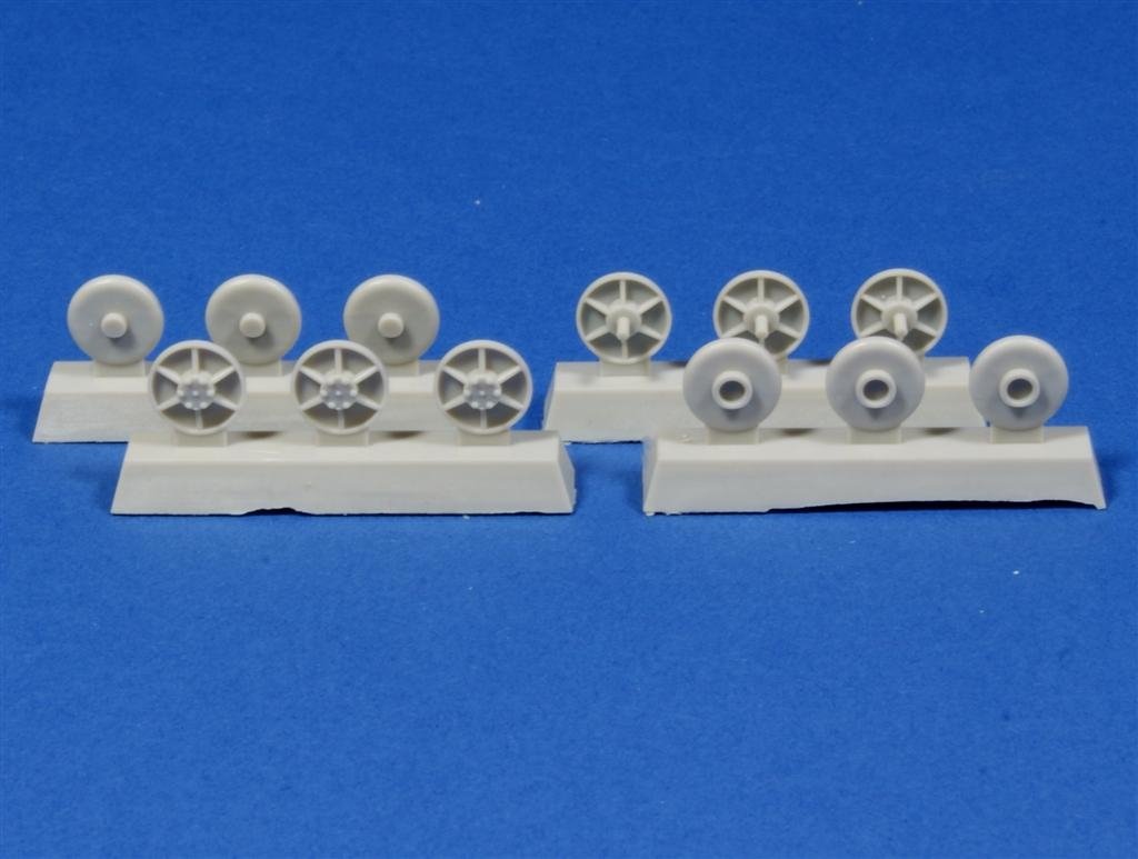 Panzer Art RE35-127 Steel return rollers for StuG III (Pattern C) 1/35 – image 2