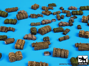 Black Dog T72057 Tentage plus bedrols 3 accessories set 1/72 – Bild 4