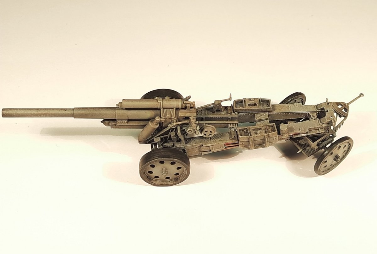 First To Fight PL089 SFH18 150mm Niemiecka Ciężka Haubica Polowa do Trakcji Mechanicznej 1/72 – immagine 3