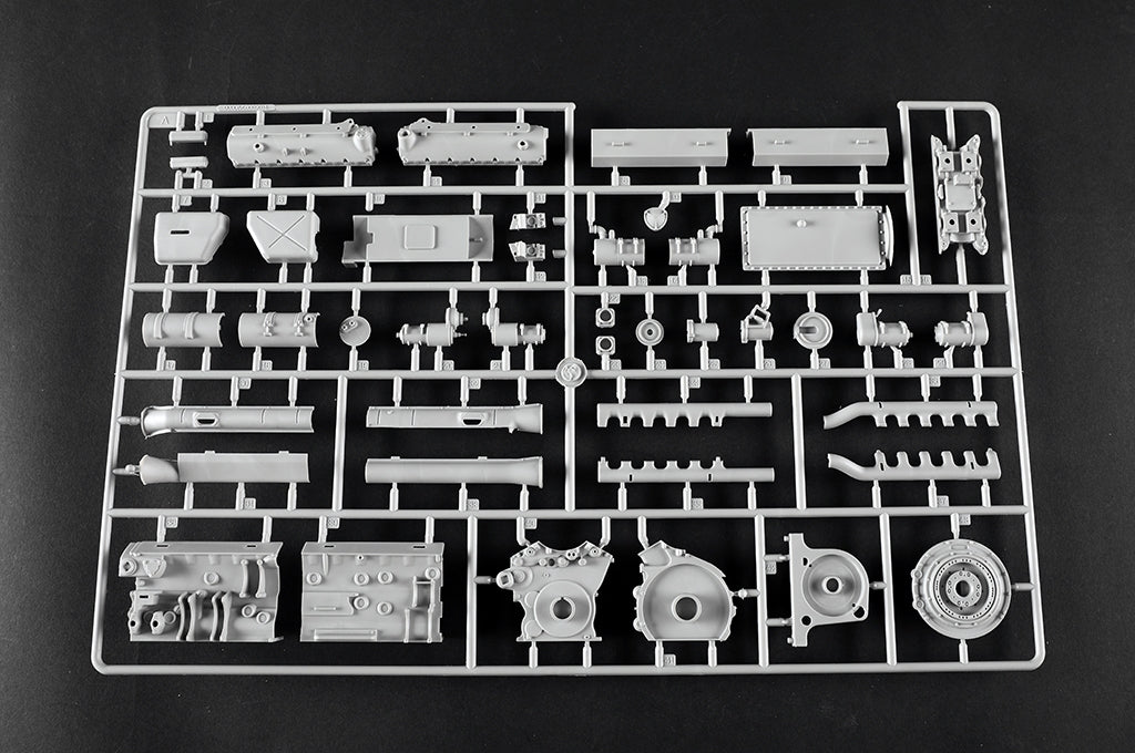 Trumpeter 00948 German Tiger II Heavy Tank - Porsche Turret Early Production 1/16 – immagine 46