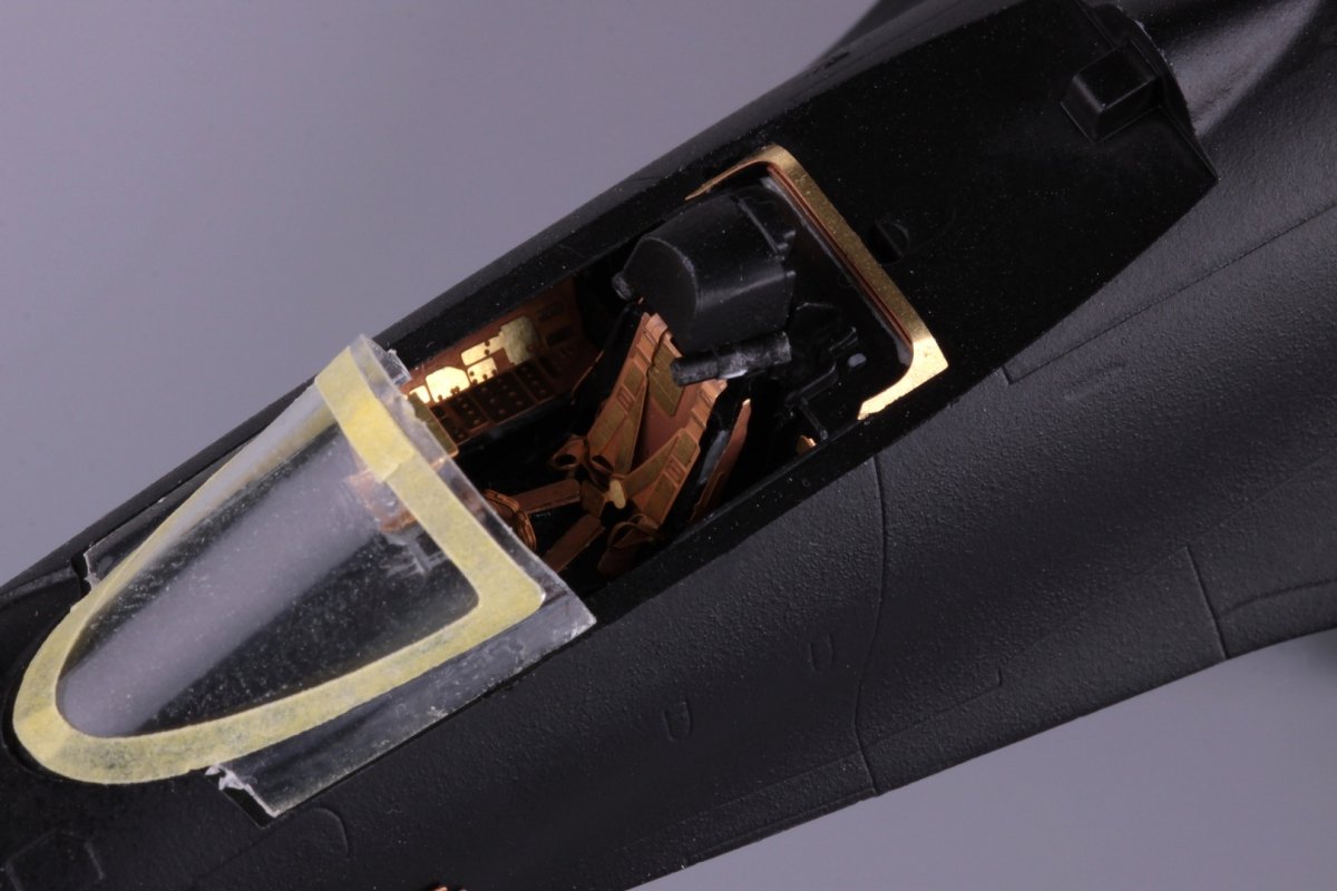 Eduard 73580 Su-33 Flanker D ZVEZDA 1/72 – immagine 7