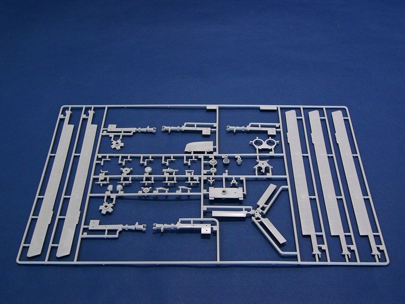 Trumpeter 05102 Mi-8MT/Mi-17 Hip-H Helicopter 1/35 – immagine 9