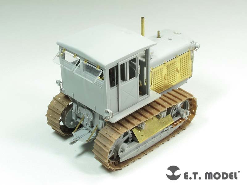 E.T. Model E35-193 Russian ChTZ S-65 Tractor with Cab (For TRUMPETER 05539) 1/35 – immagine 4