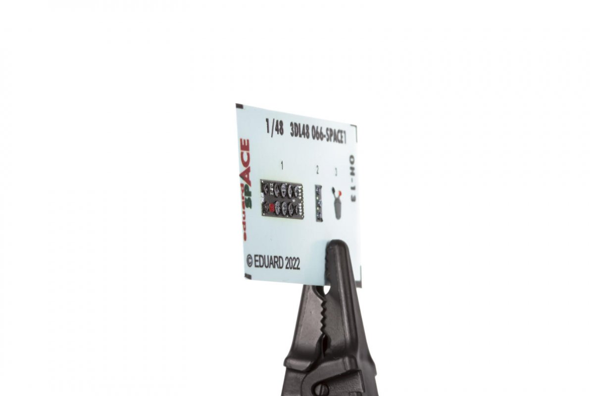 Eduard 3DL48066 OH-13 SPACE ITALERI 1/48 – immagine 3
