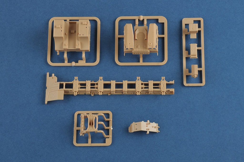 Hobby Boss 82939 Former Soviet Scud-B ballistic missile 1/72 – zdjęcie 9