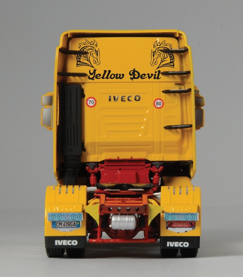 Italeri 3898 IVECO STRALIS YELLOW DEVIL 1/24 – immagine 7