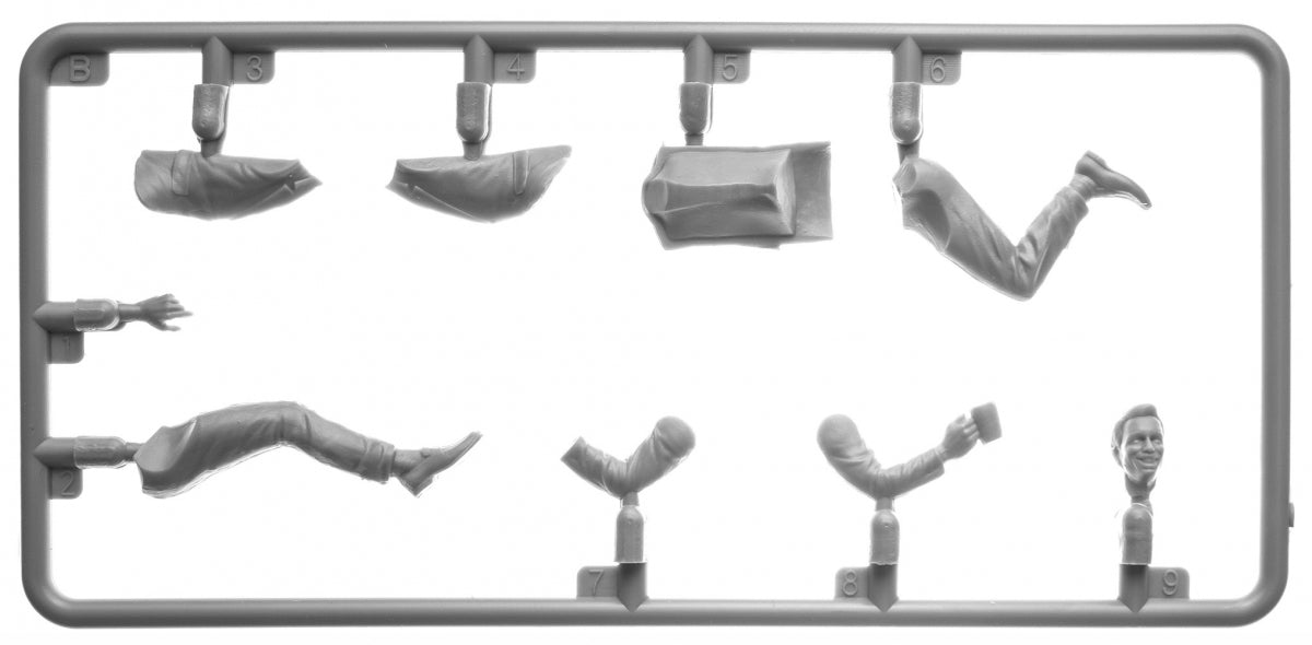 MiniArt 38090 MODERN CAFE VISITORS SET 2 1/35 – immagine 5
