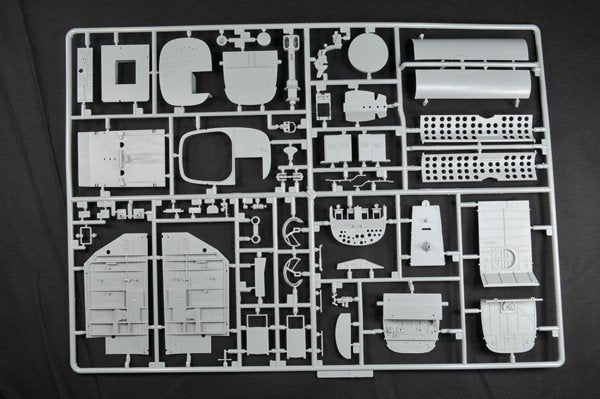 HK Models 01E02 B-25J Mitchell &amp;quot;Strafer&amp;quot; 1/32 – immagine 20