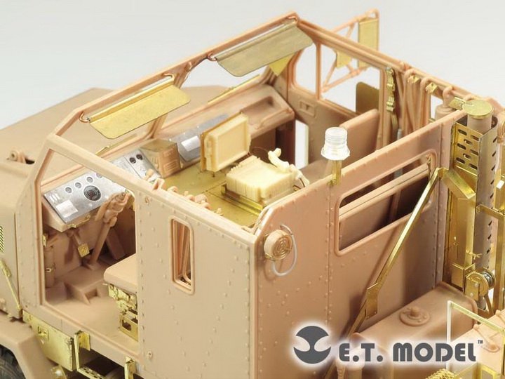E.T. Model E35-132 Modern U.S. M1070 Truck Tractor Interior (For HOBBY BOSS 85502) 1/35 – immagine 2