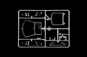 Italeri 3631 Jaguar XJ 220 1/24 – imagen 10